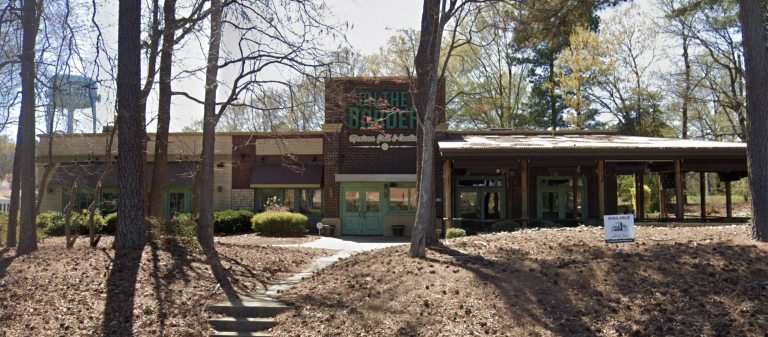 Mezcalito Taking Over On The Border Site, Barnes and Noble Remains Vacant